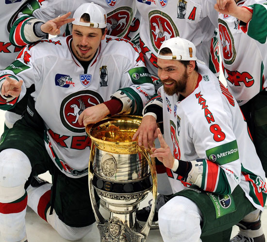 Kazaņas "Ak Bars" otro gadu pēc kārtas izcīna KHL čempiontitulu
