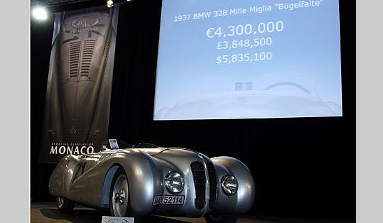 Savulaik latvietim piederējušo 1937.gada "BMW 328" izsola par 4,3 miljoniem eiro