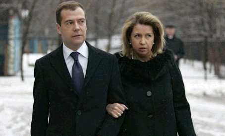 Супруга Медведева шокировала капризами и бестактностью