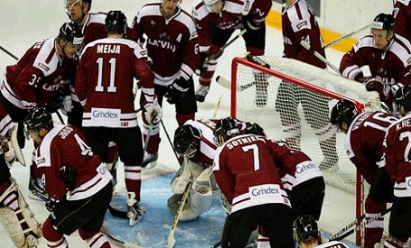 Latvijas hokeja izlase pirms PČ ieņem 12.vietu IIHF rangā