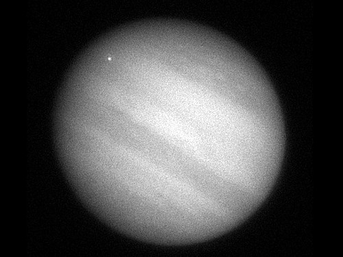 Jupiterā ietriecies nezināms debesu ķermenis