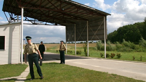 Latvija uz laiku atjauno robežkontroli