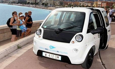 Francijā sāk izmantot jaunu elektromobili – 'Heuliez Mia'