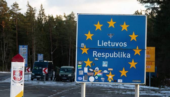 Lietuva atceļ aizliegumu izbraukt no valsts